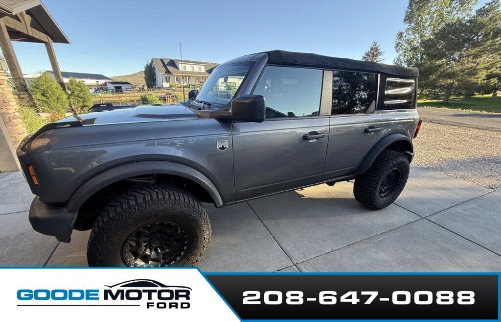 2022 FORD Bronco