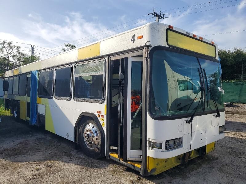 2011 GILLIG Low Floor Bus