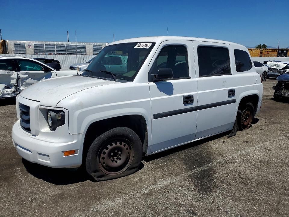 2014 AM GENERAL MV-1
