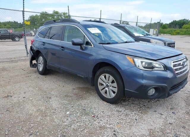 2016 SUBARU Outback