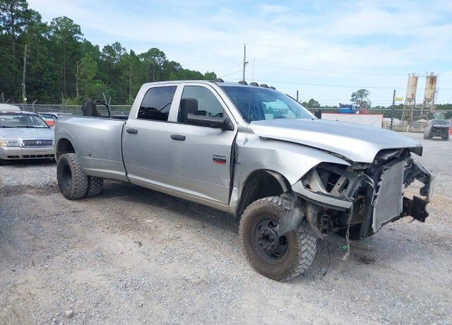2012 DODGE Ram