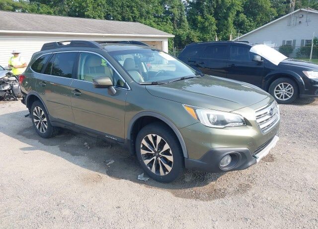 2016 SUBARU Outback