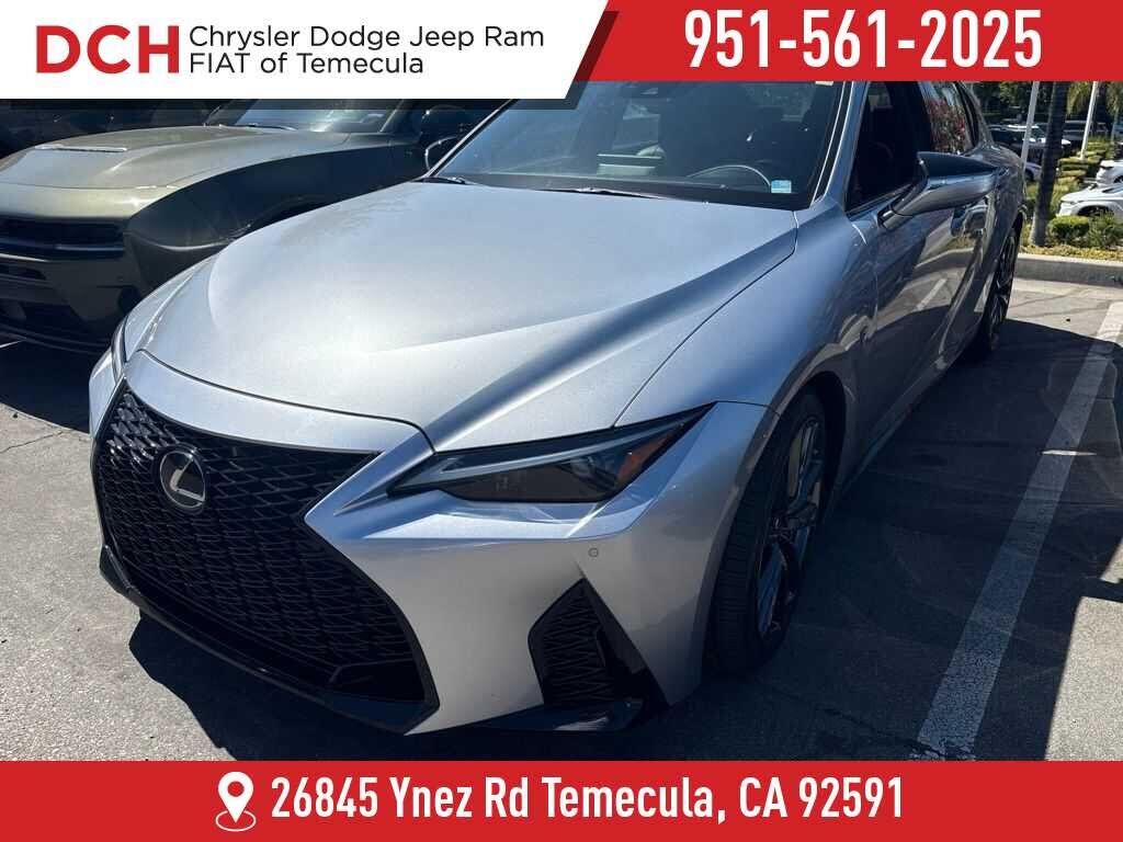 2022 LEXUS IS
