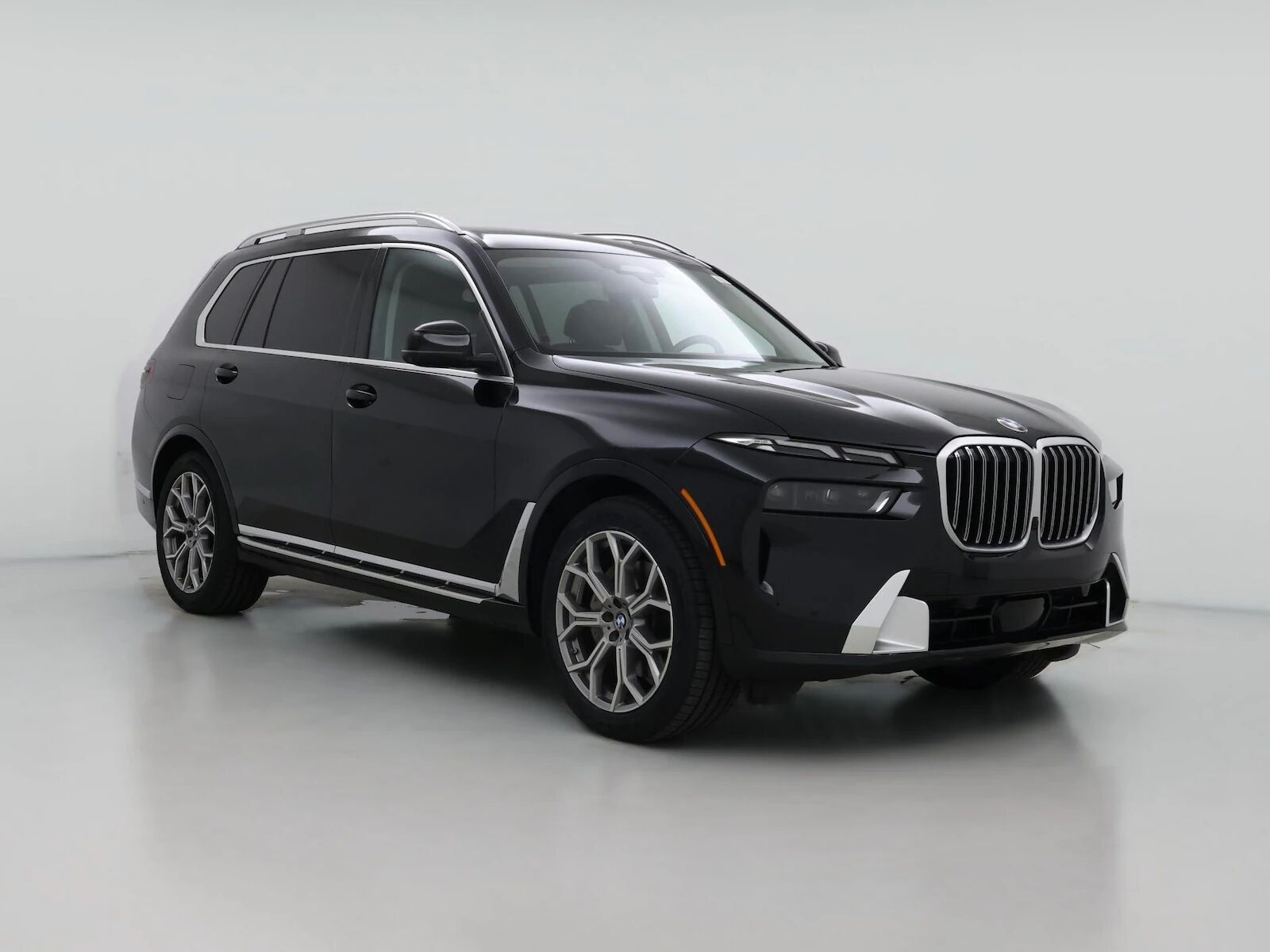 2023 BMW X7