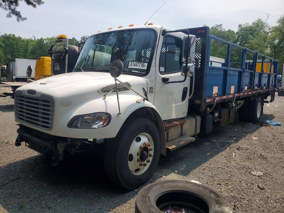 2015 FREIGHTLINER M2