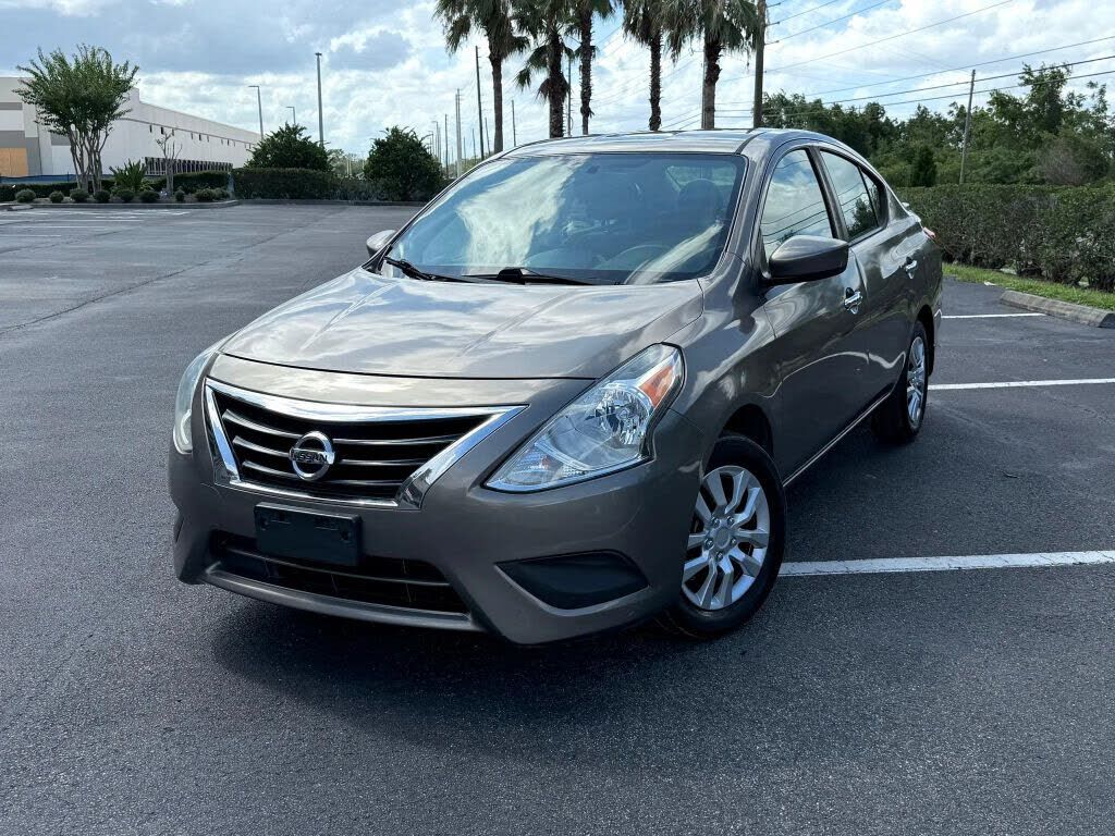 2016 NISSAN Versa