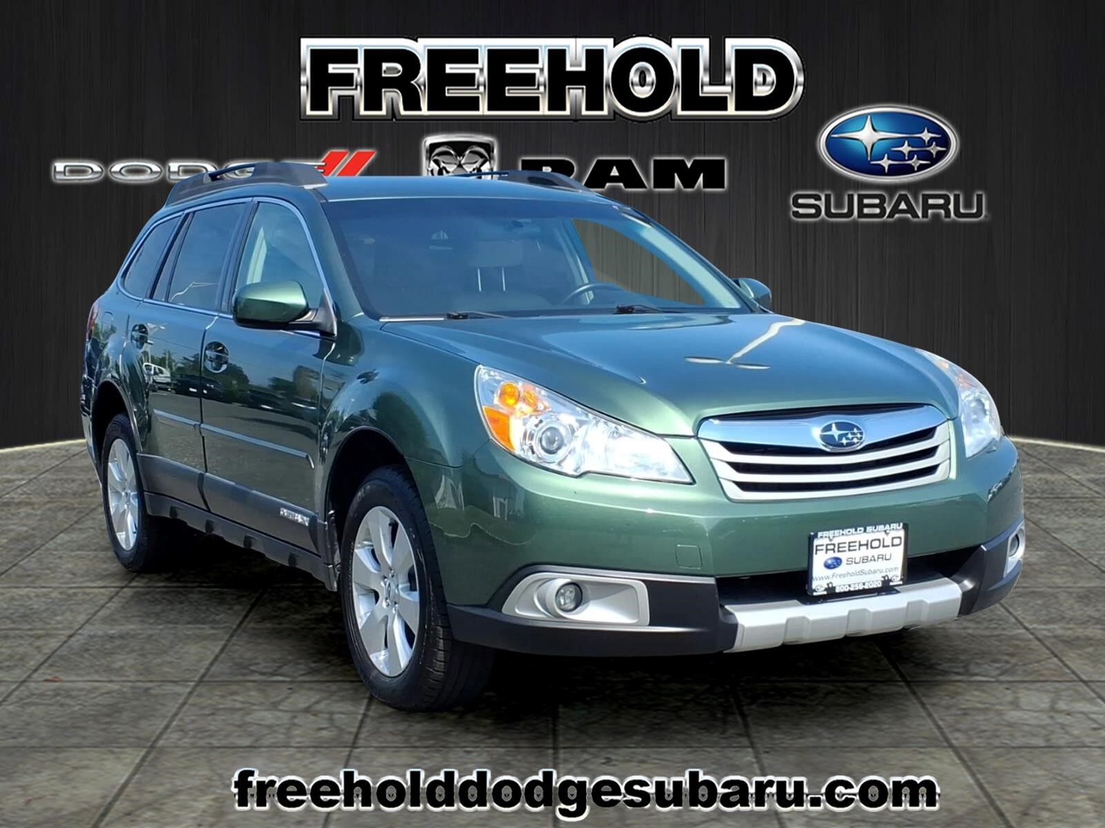2012 SUBARU Outback
