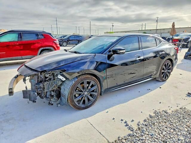 2017 NISSAN Maxima