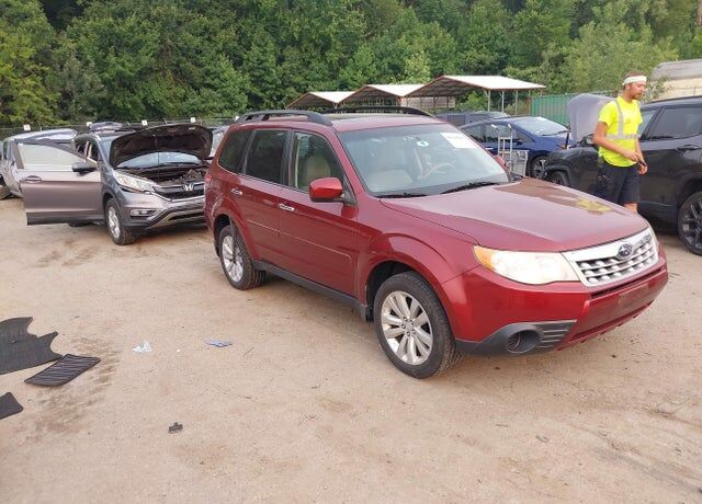 2011 SUBARU Forester