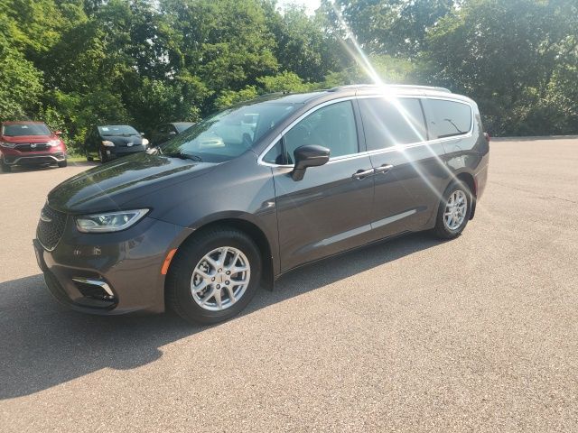 2022 CHRYSLER Pacifica