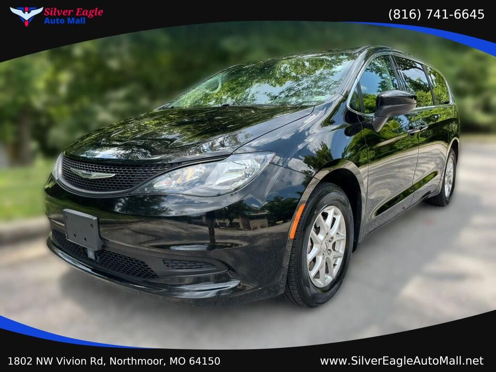 2024 CHRYSLER Voyager
