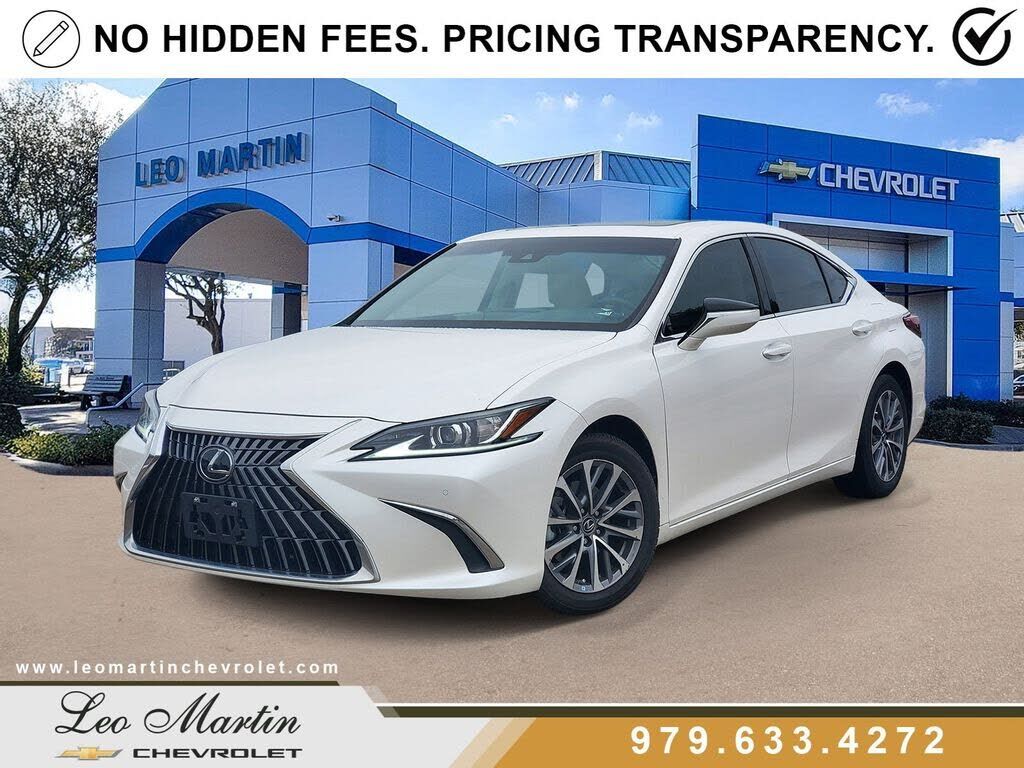 2022 LEXUS ES