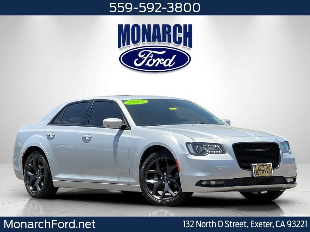 2022 CHRYSLER 300
