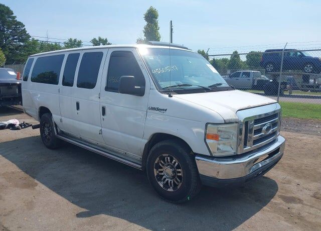 2011 FORD E-350