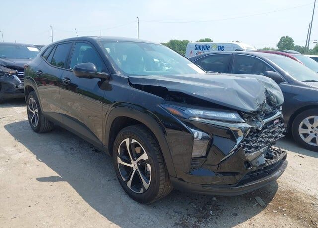 2025 CHEVROLET Trax