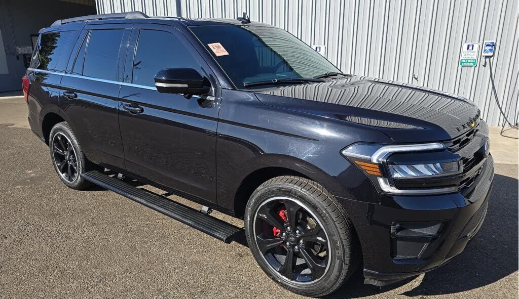2023 FORD Expedition