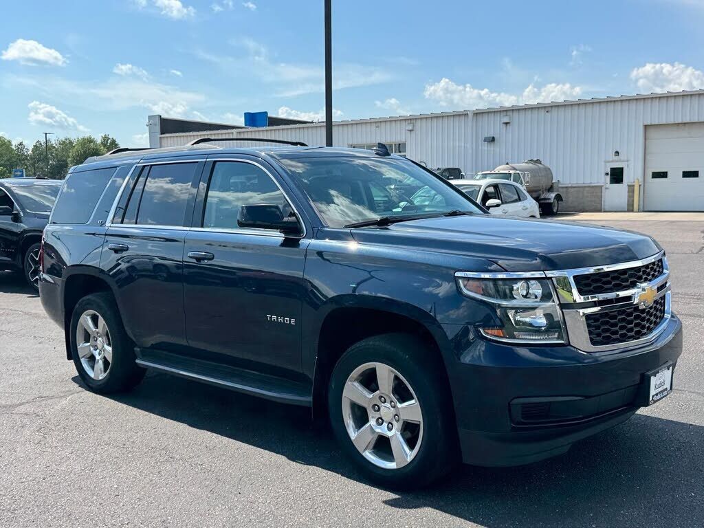 2017 CHEVROLET Tahoe