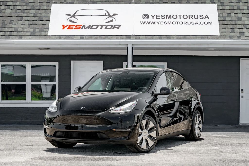 2021 TESLA Model Y