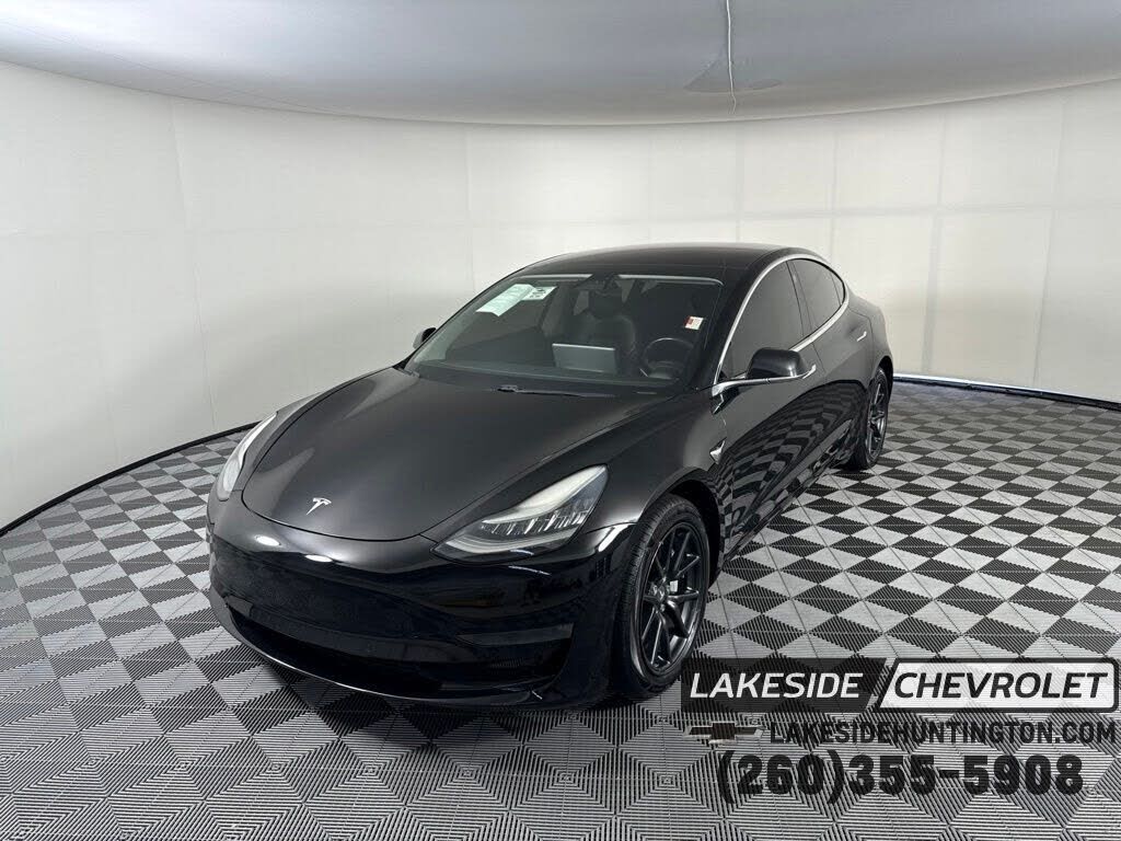 2018 TESLA Model 3