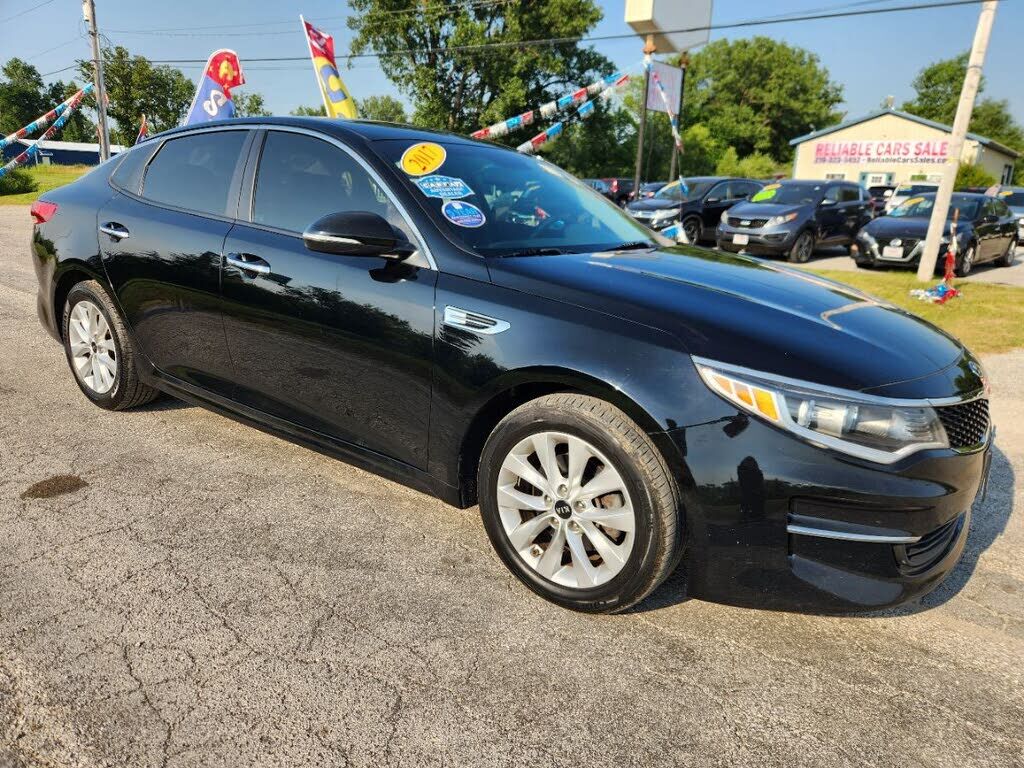 2017 KIA Optima