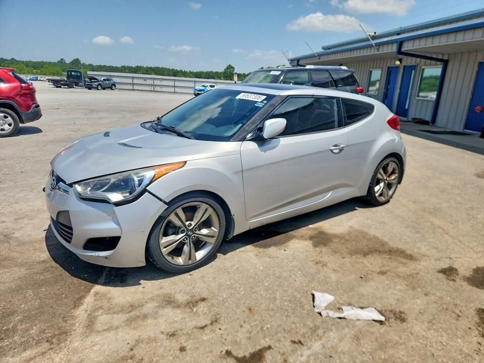 2013 HYUNDAI Veloster