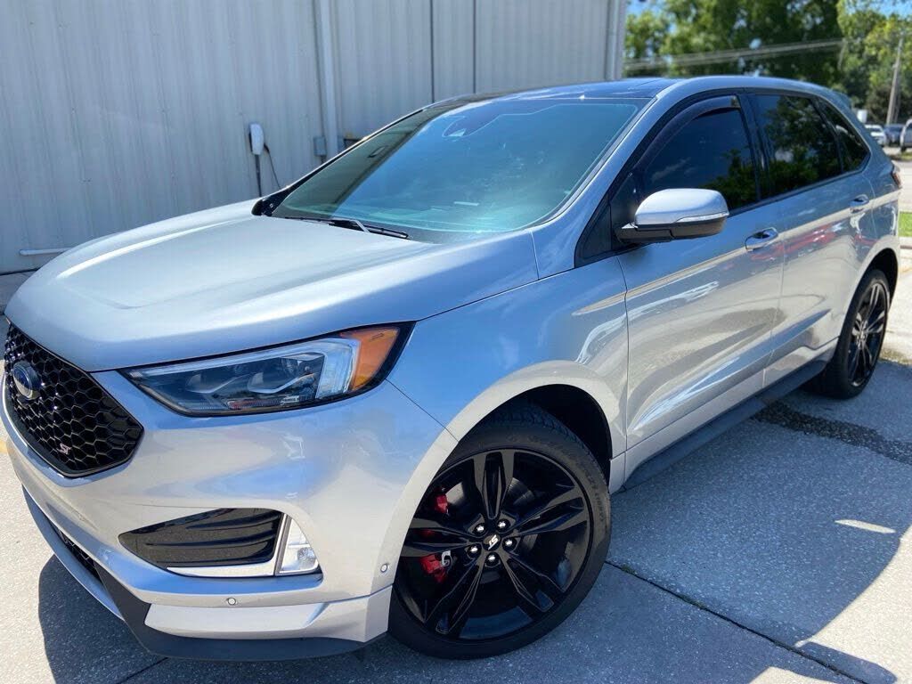 2022 FORD Edge