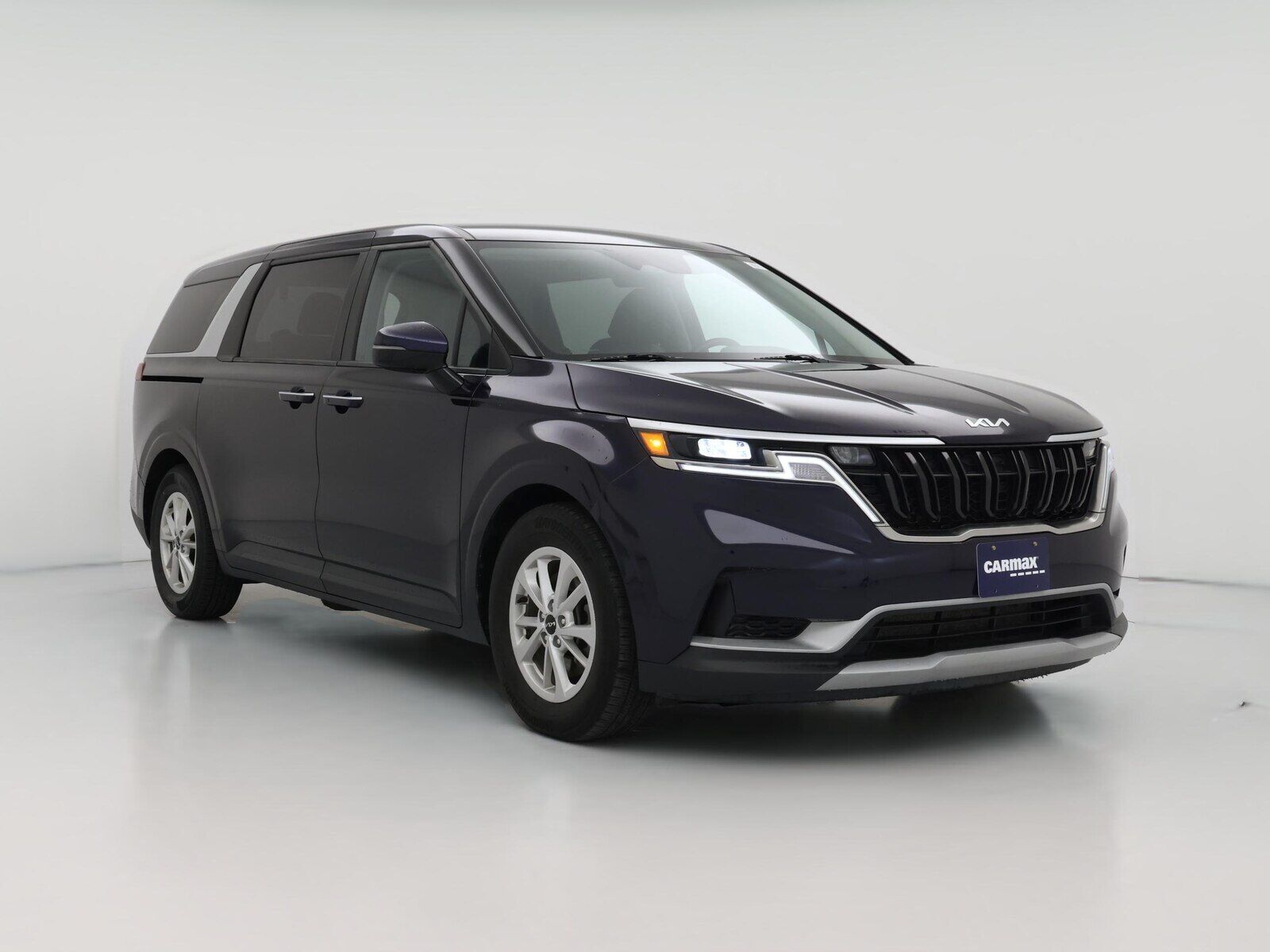 2023 KIA Carnival
