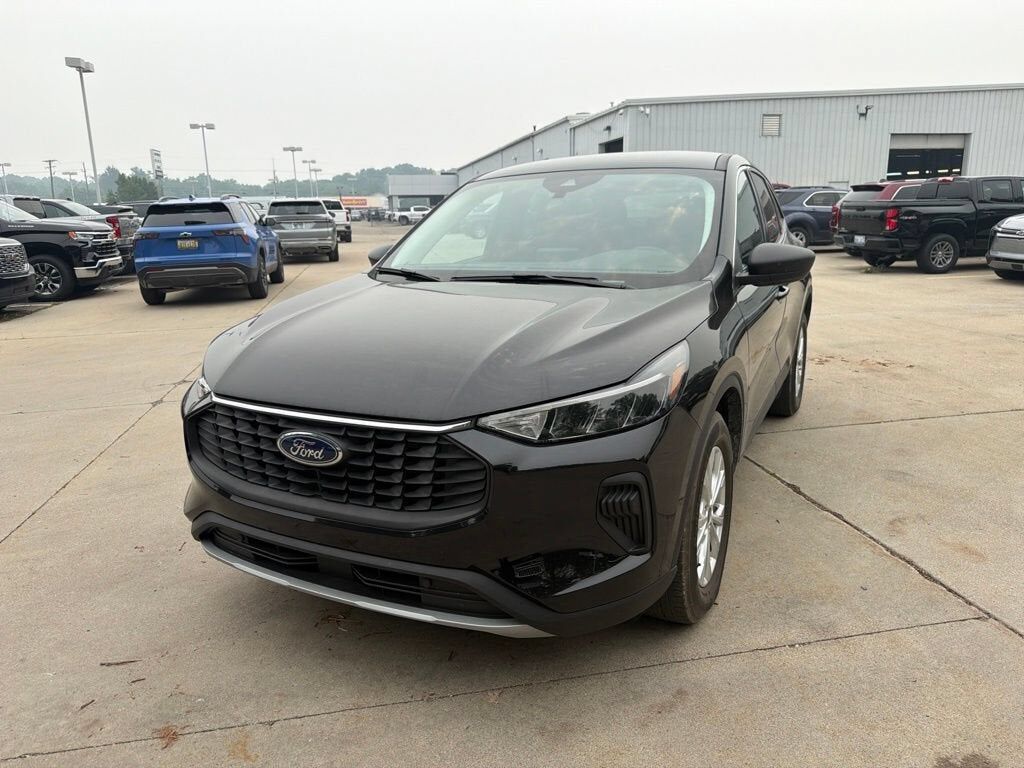 2023 FORD Escape