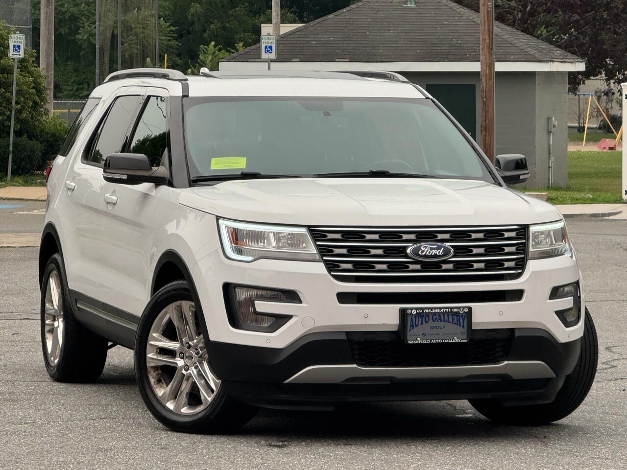 2017 FORD Explorer
