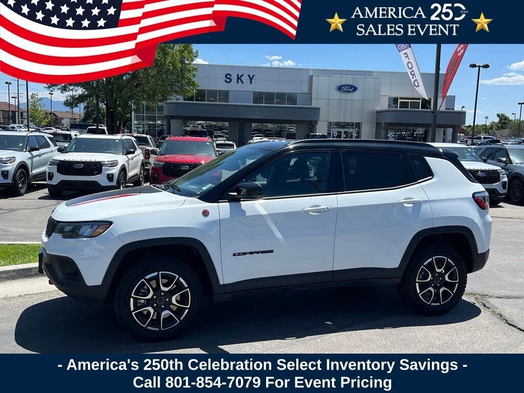 2025 JEEP Compass