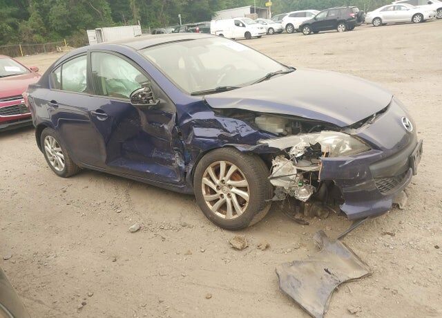 2012 MAZDA Mazda3