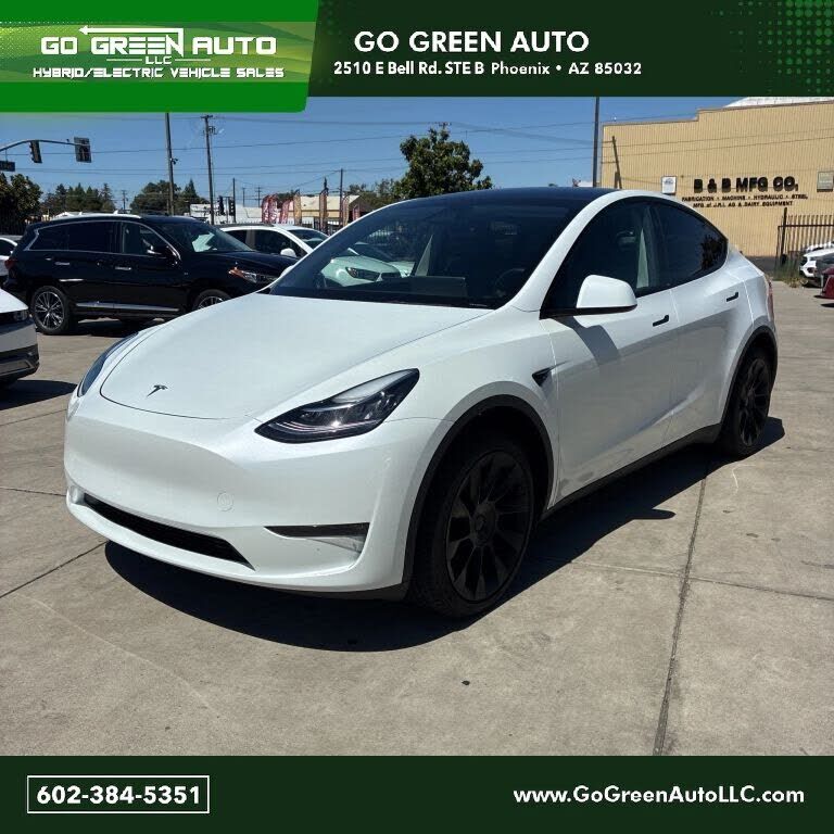 2023 TESLA Model Y