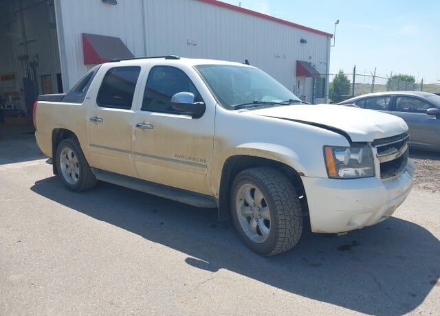 2010 CHEVROLET Avalanche