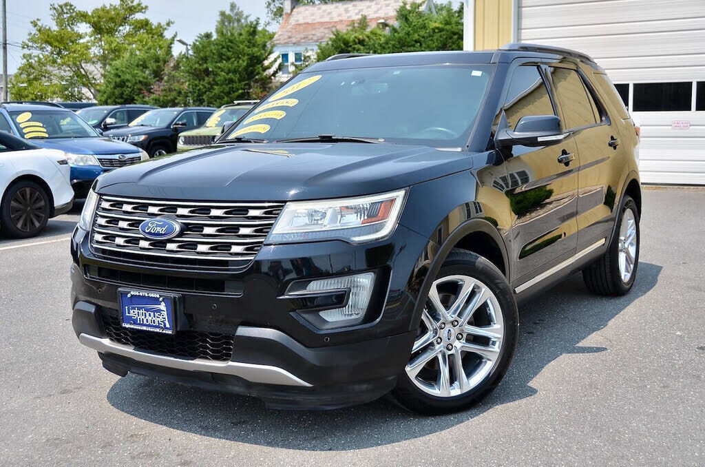 2017 FORD Explorer