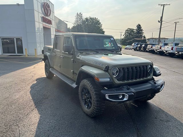 2025 JEEP Gladiator
