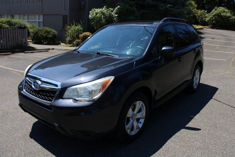 2014 SUBARU Forester