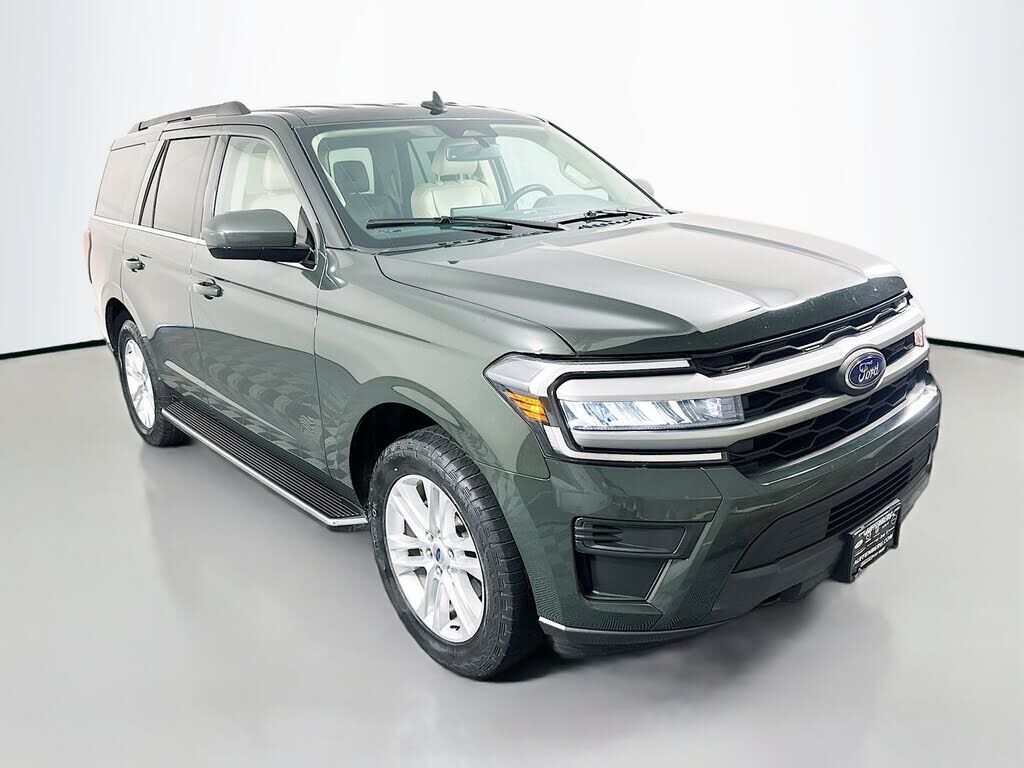 2022 FORD Expedition