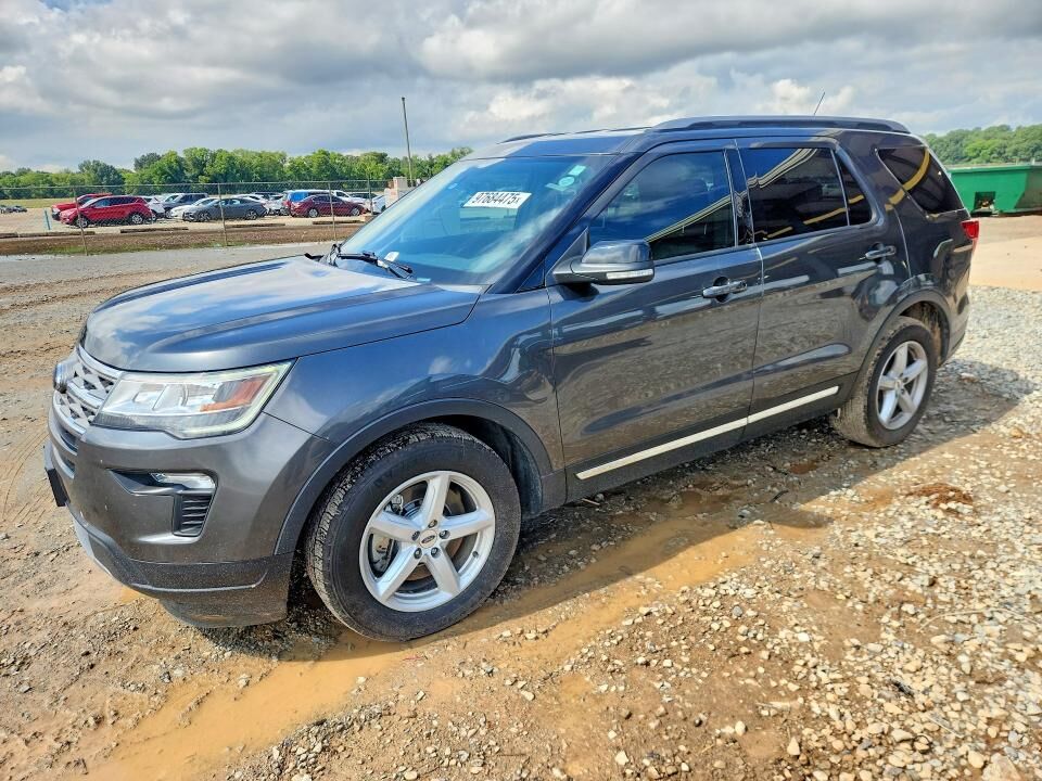 2018 FORD Explorer