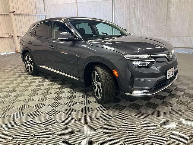 2023 VINFAST VF 8