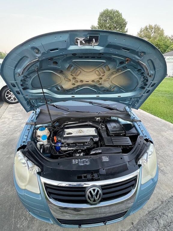 2009 VOLKSWAGEN Eos