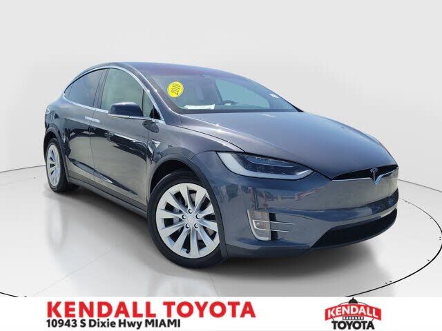 2018 TESLA Model X