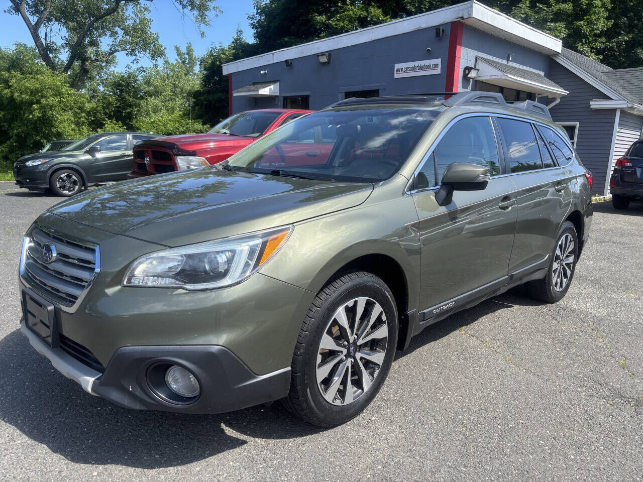 2016 SUBARU Outback