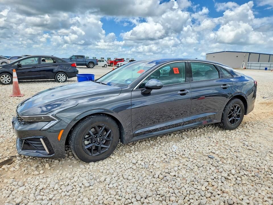 2025 KIA K5