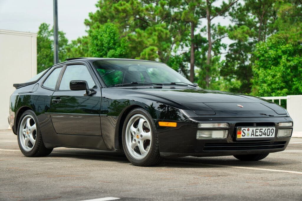 1988 PORSCHE 944