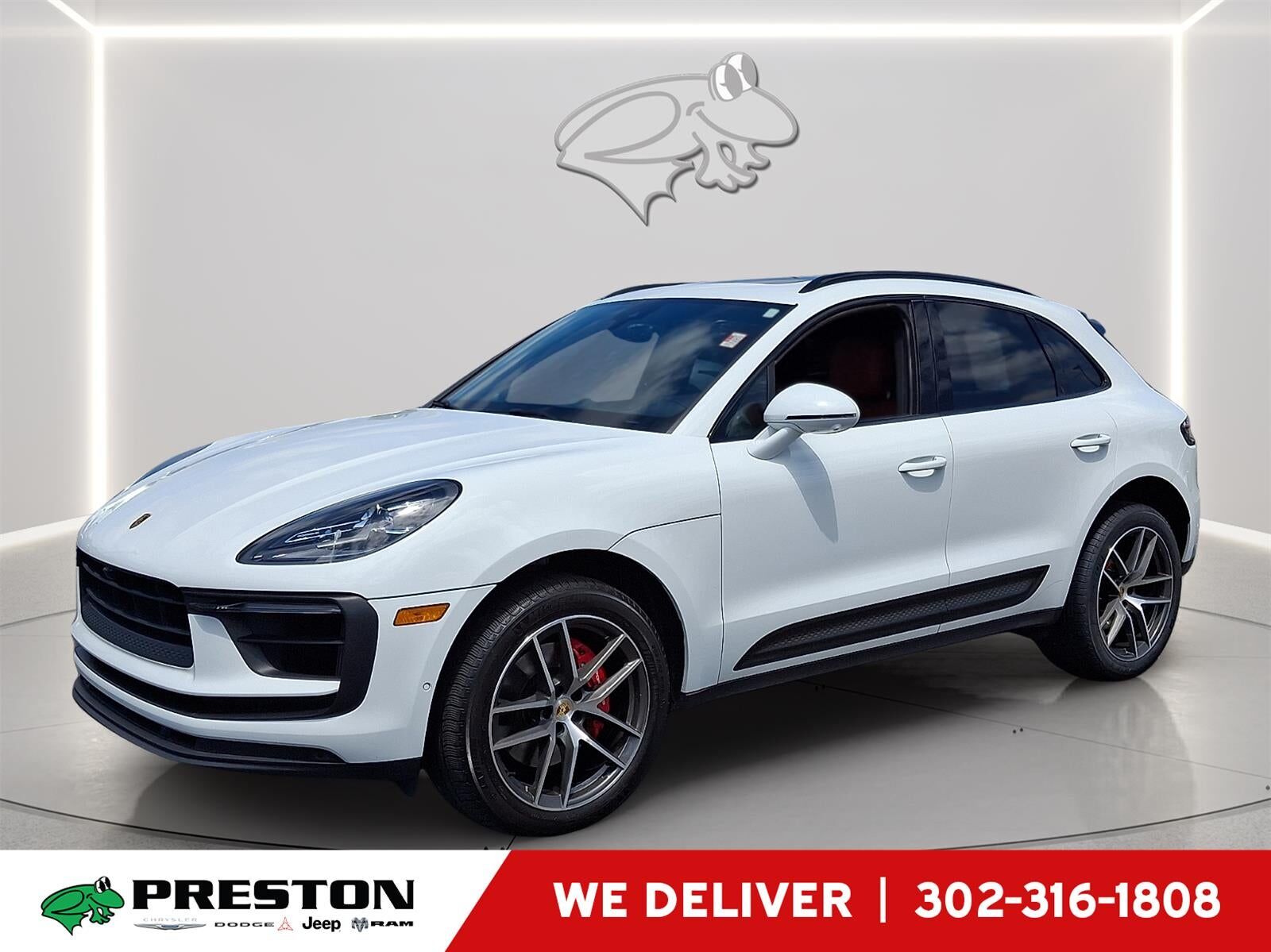 2022 PORSCHE Macan