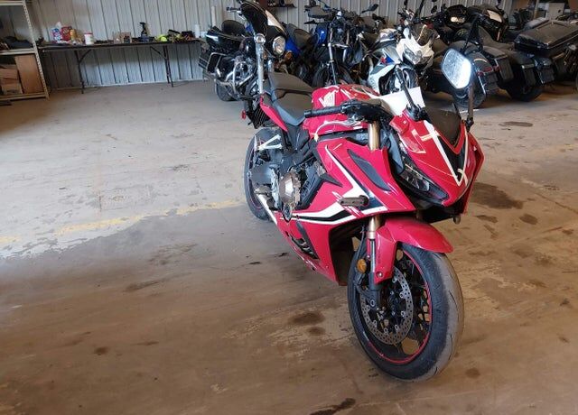 2019 HONDA CB