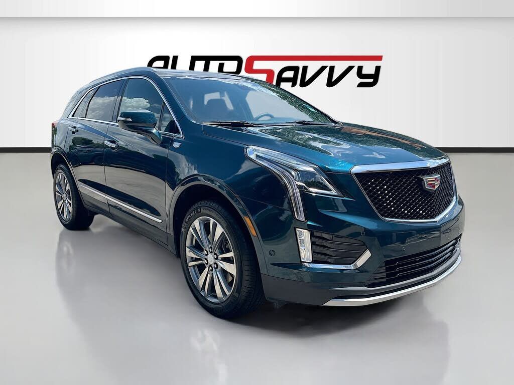 2025 CADILLAC XT5