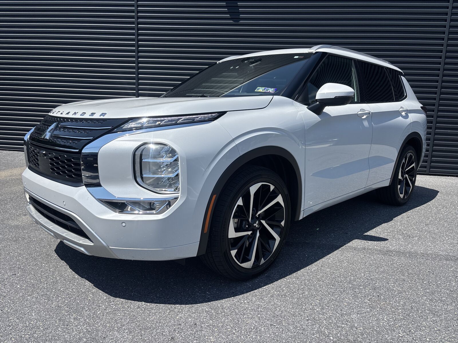 2022 MITSUBISHI Outlander