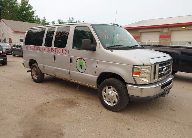 2008 FORD E-350