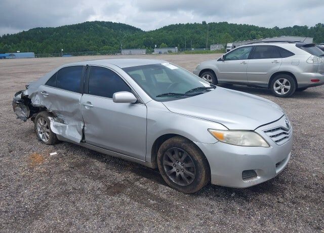 2010 TOYOTA Camry